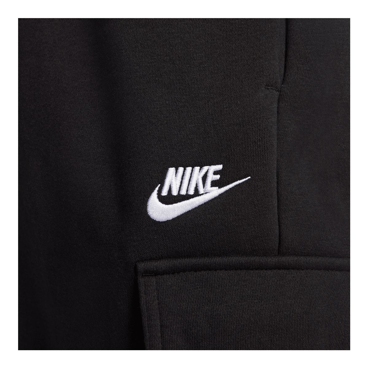 Nike Women's Club Fleece Cargo Jogger Pants