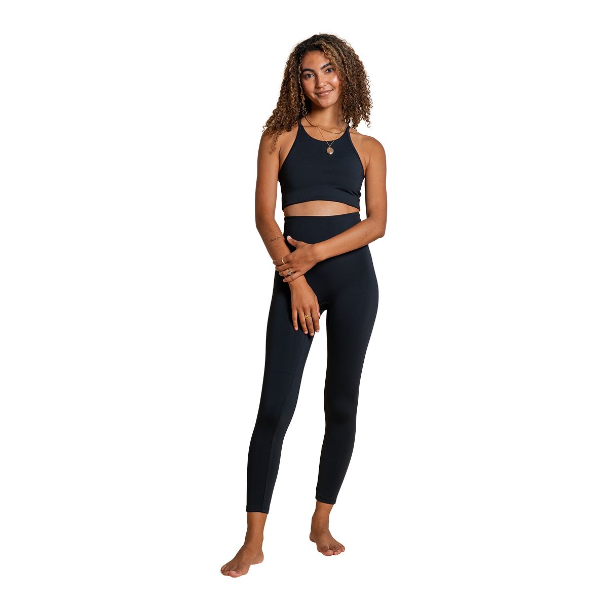 Girlfriend Collective Women's Luxe Collette Halter Sports Bra