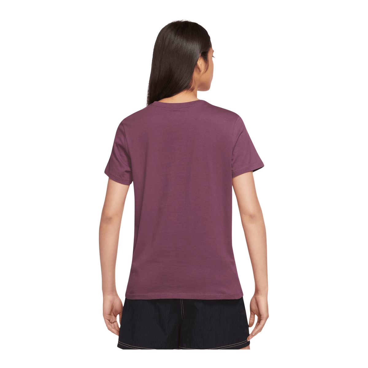 Nike Women's Essential LBR Sweatshirt