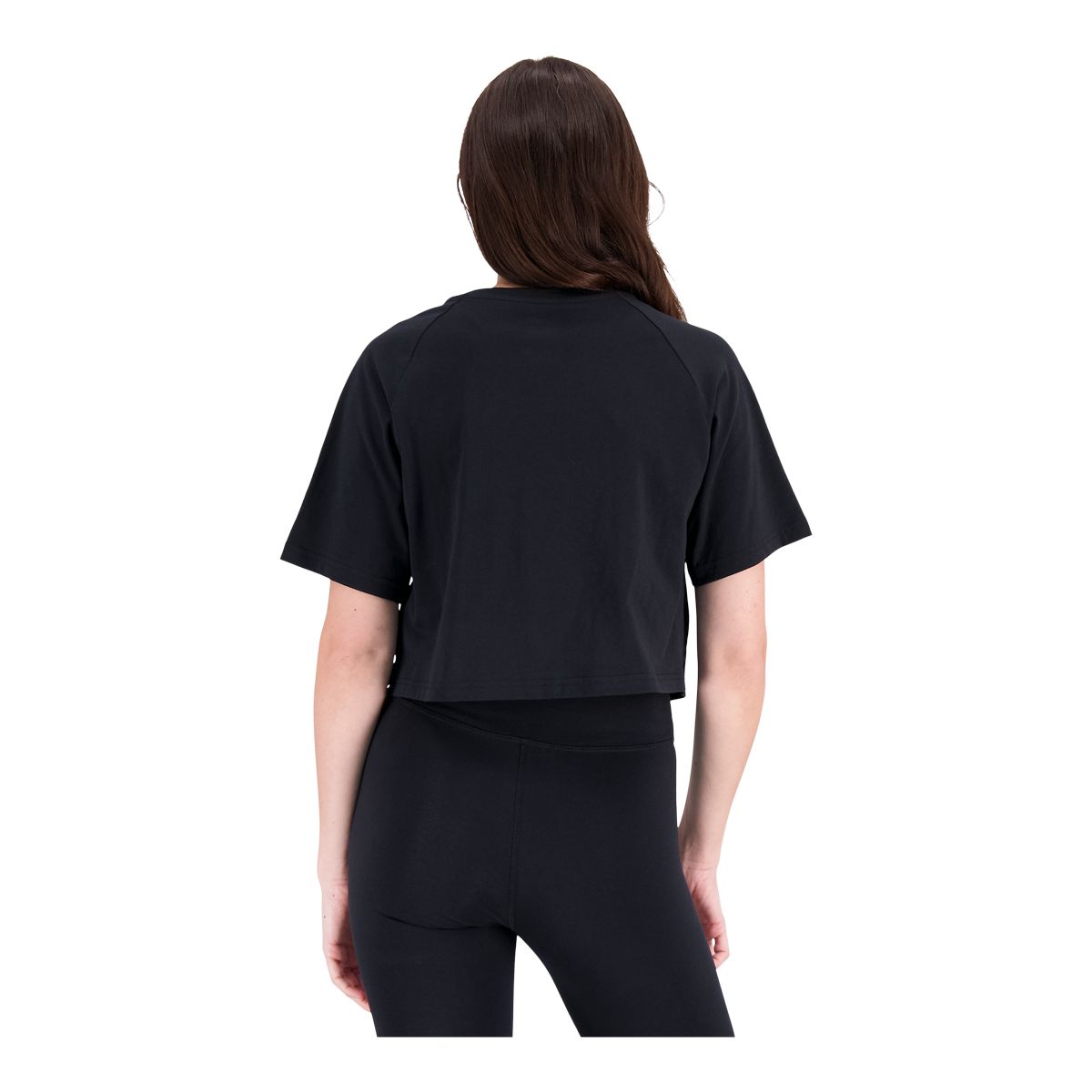 New Balance★WOMEN Essential Basic T-shirt★夏を涼しく Buy New Balance Womens Essential Stacked Logo T-Shirt Violet