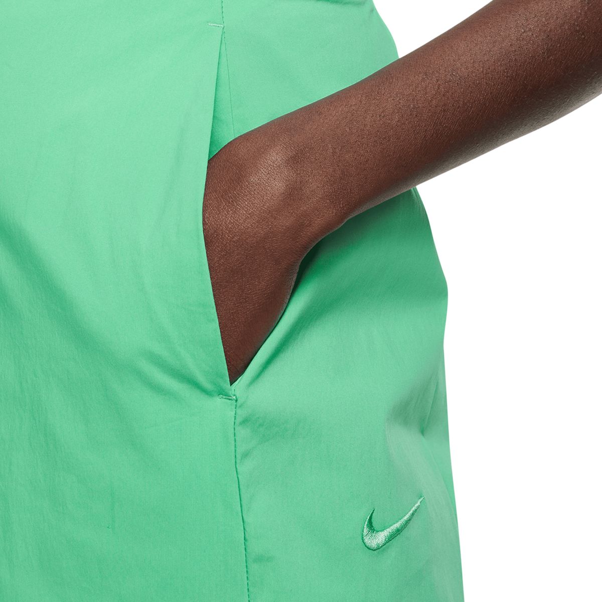 Nike Sportswear Women's Collection Wide Leg Woven Pants