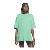 Nike Sportswear Women's Plus Size Collection Over T Shirt Front_Flat