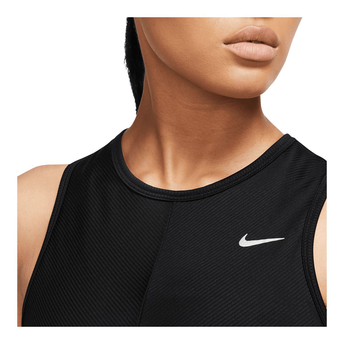 Nike Women's Run Essential NV Tank