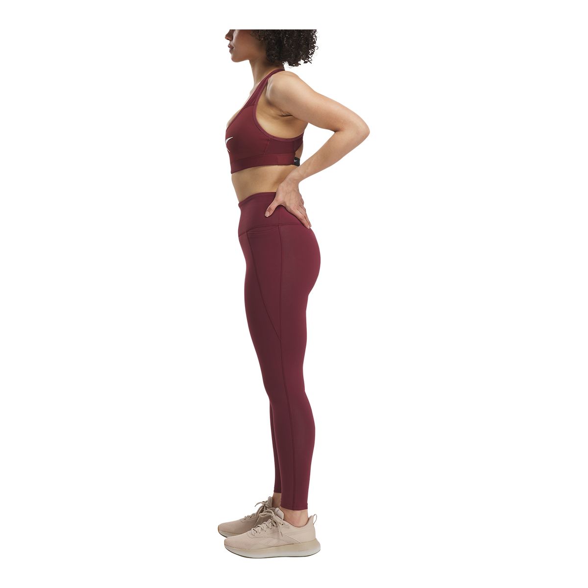 Reebok Women's Lux Vector Medium Sports Bra