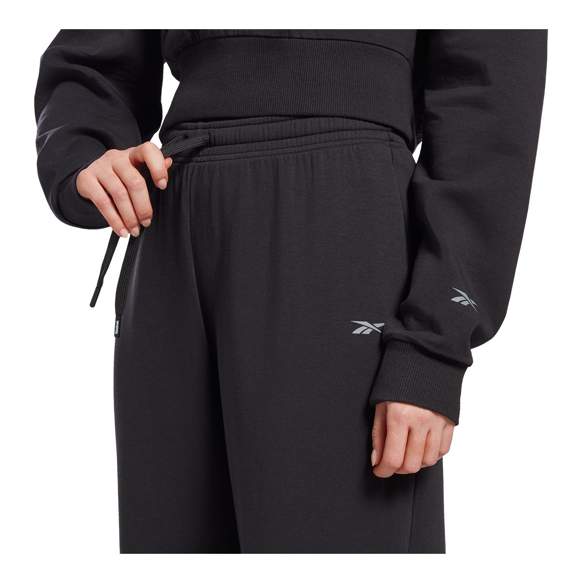 Reebok Women's Dreamblend Cotton Knit Joggers, Black, M : : Fashion