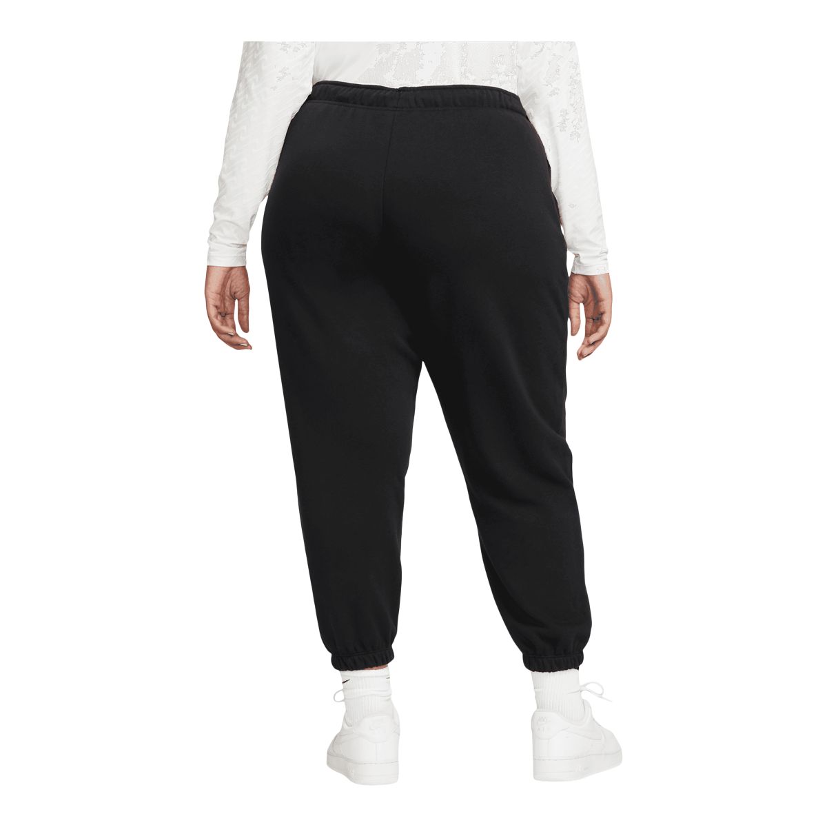 Nike Women's Club Fleece Mid-Rise Oversized Pants