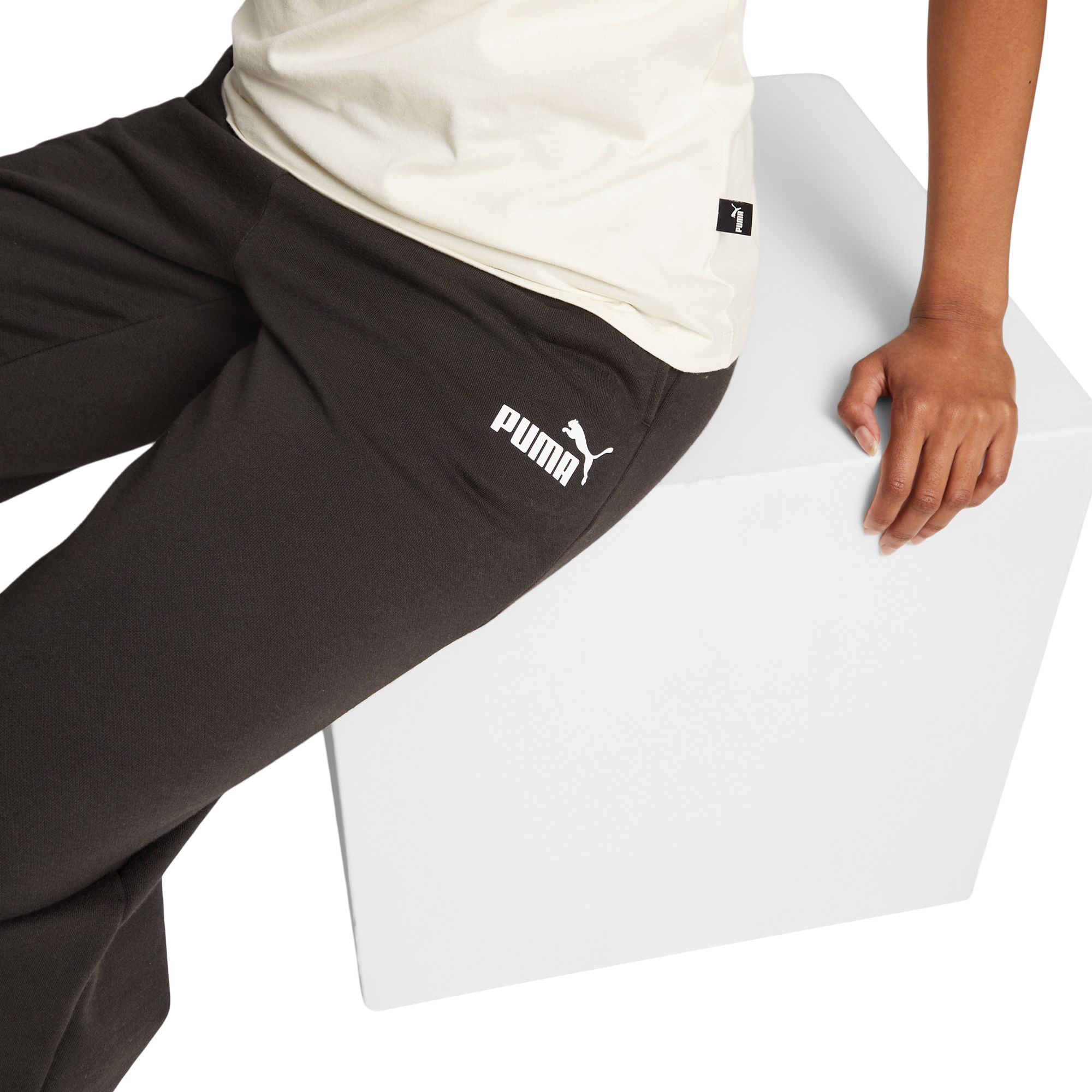 PUMA Women's Sportswear Essential SL Pants