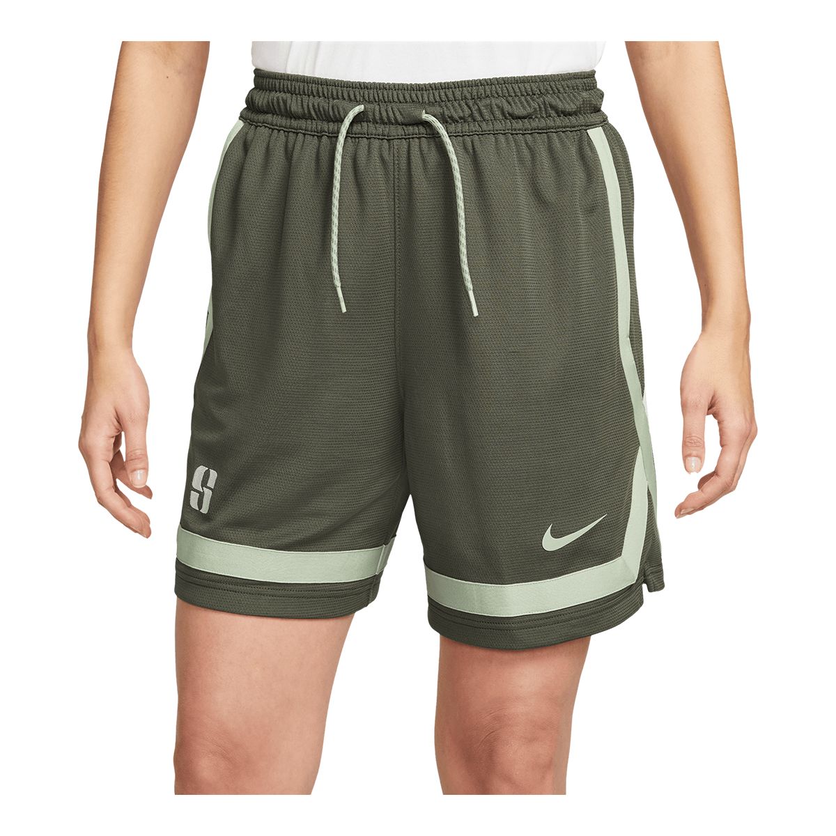 Shorts de Basket. Nike CA