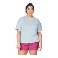 FWD Women's Core Drop Tail T-Shirt Front_Flat