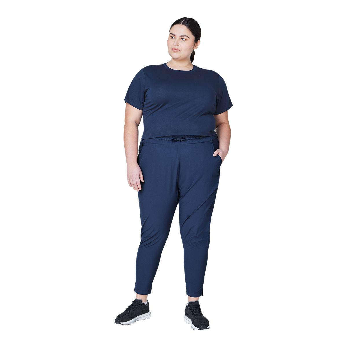FWD Women's Core Stretch Woven Pants