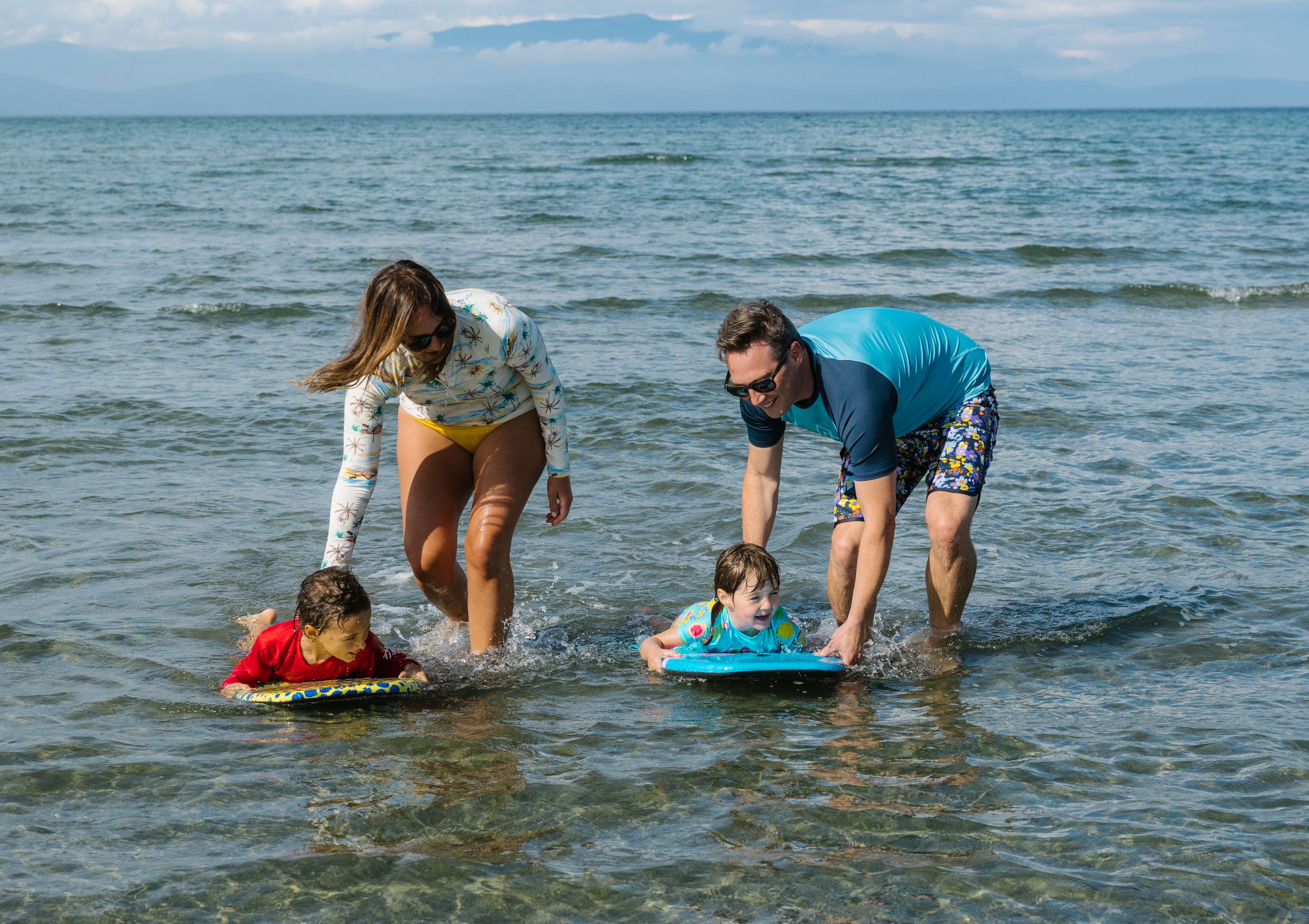 Ripzone Boys' Laine 2.0 Long Sleeve Swim Shirt