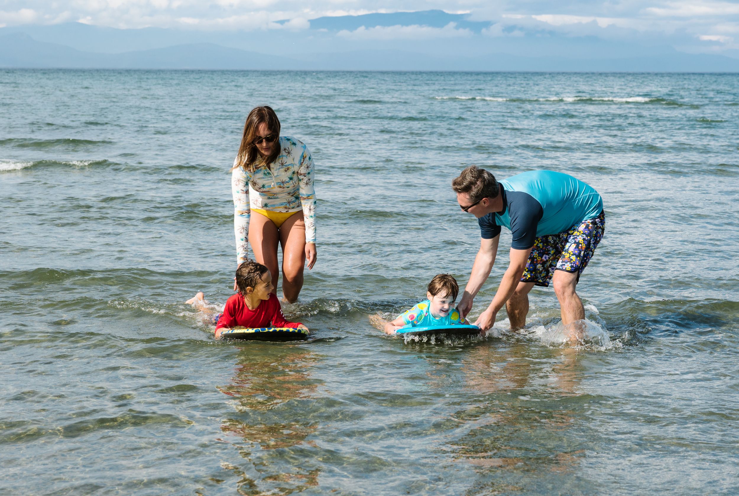 Ripzone Boys' Laine 2.0 Long Sleeve Swim Shirt