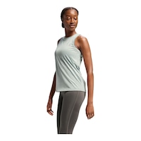 On Women's Run Core Tank Front_Three_Fourths_Angled_Left