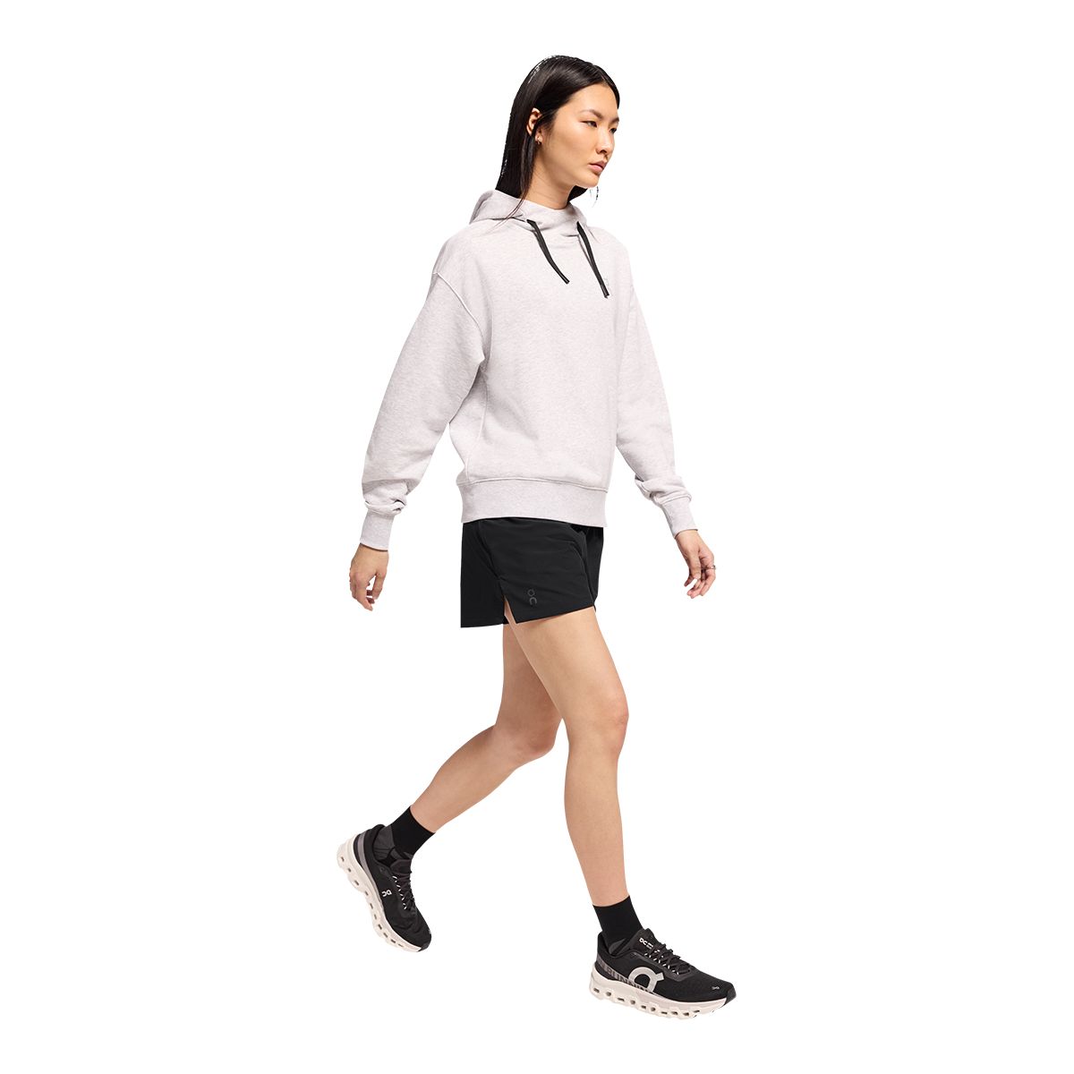 On Women's Run Focus Shorts