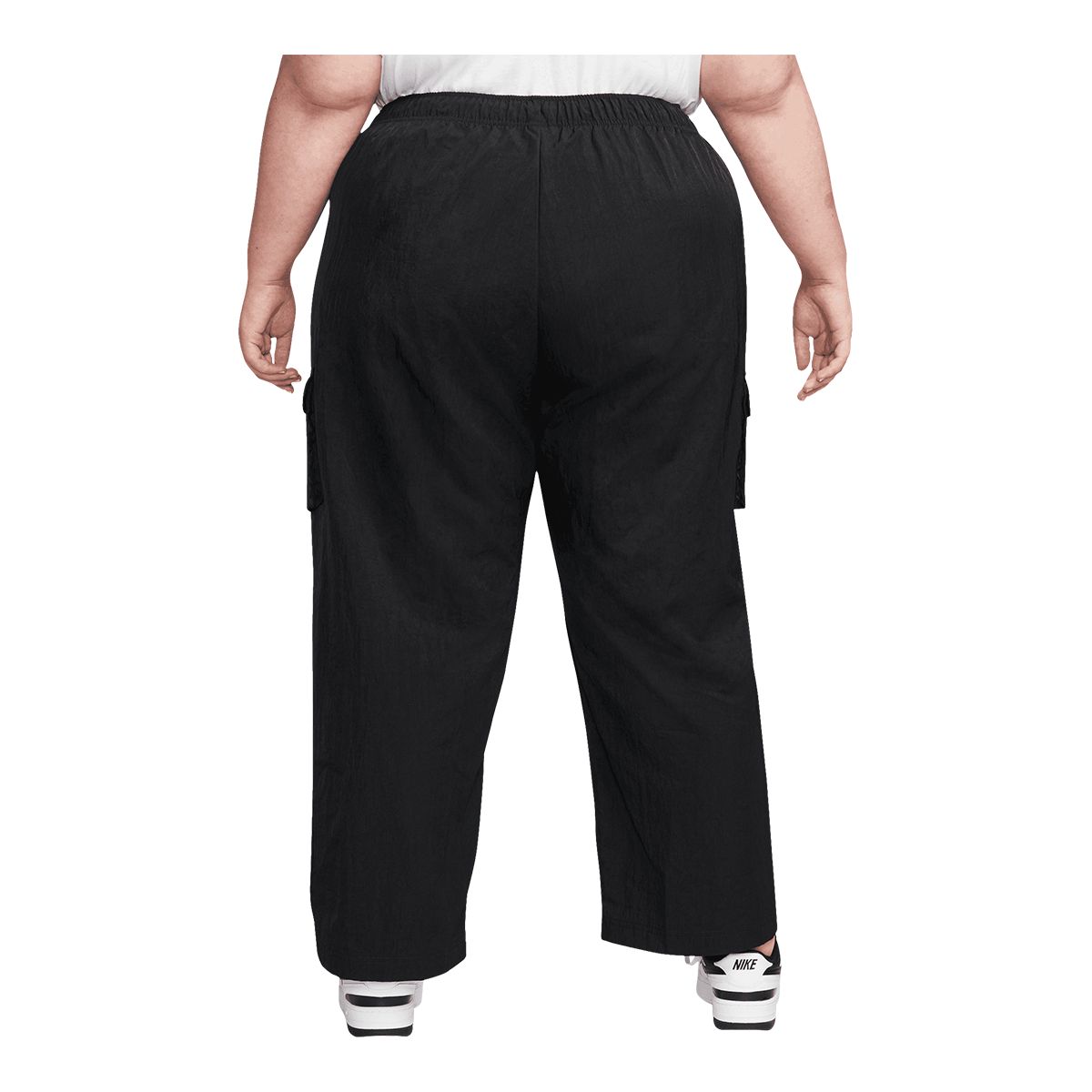 Nike Women's Essentials Woven Cargo Pants