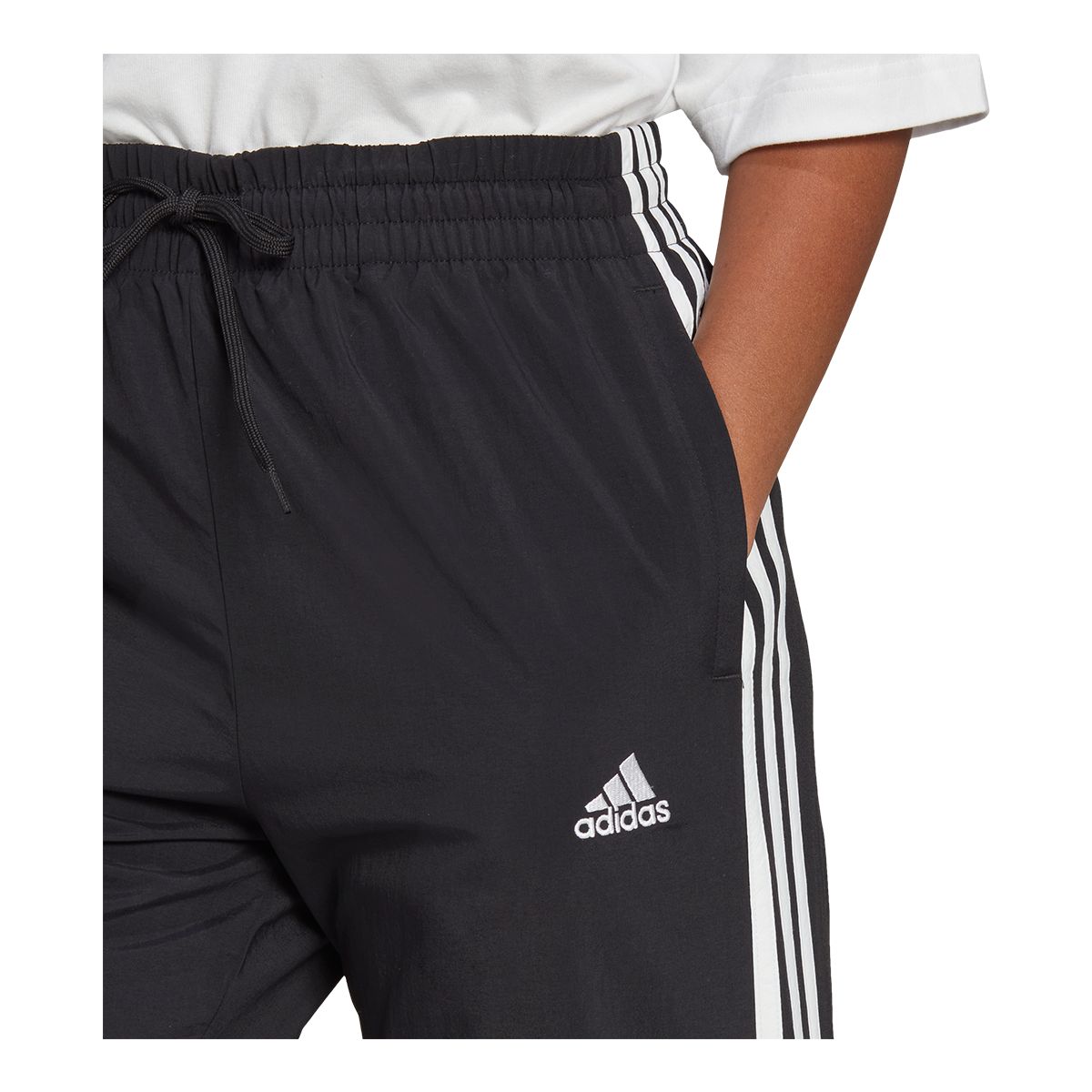 adidas Women's Sportswear Essentials 3-Stripe Woven 7/8 Pants