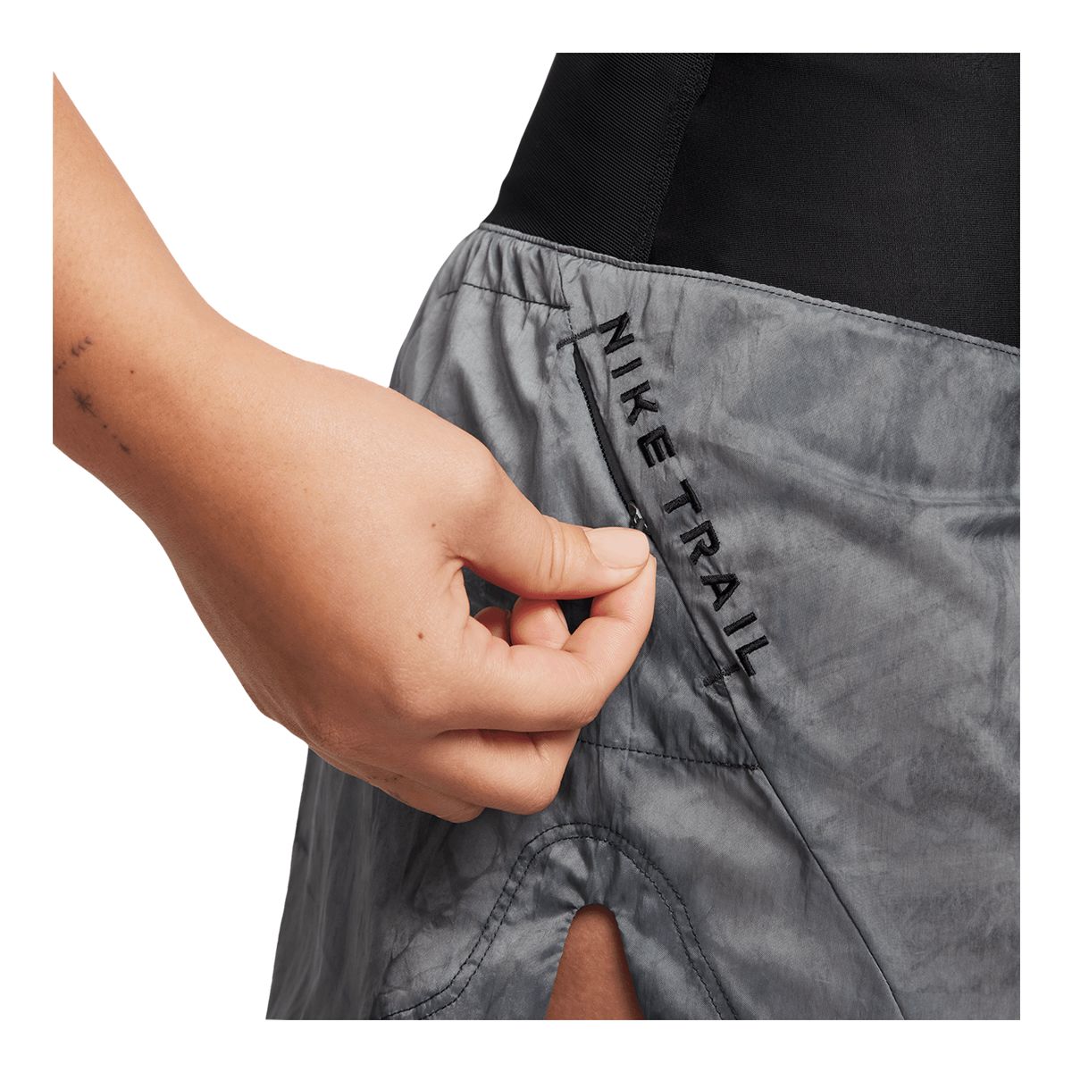 Nike Women's Trail Repel Shorts - 3"