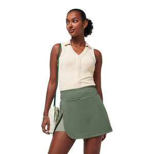 TravisMathew Women's Secret Plans Golf Shorts