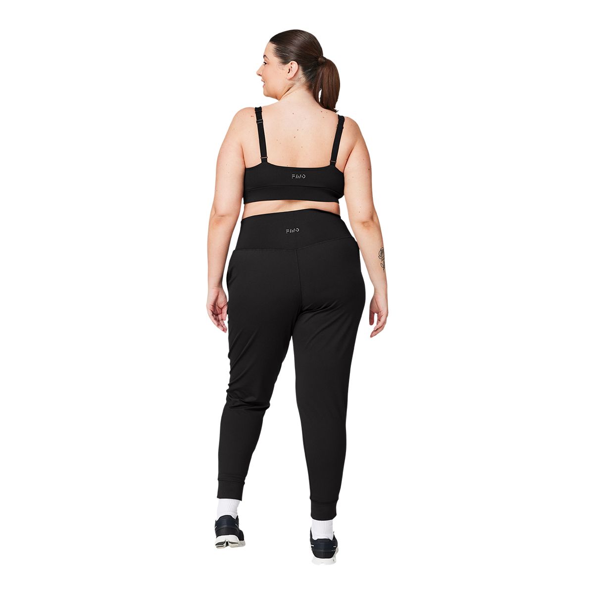 FWD Women's Core Medium Impact Sports Bra