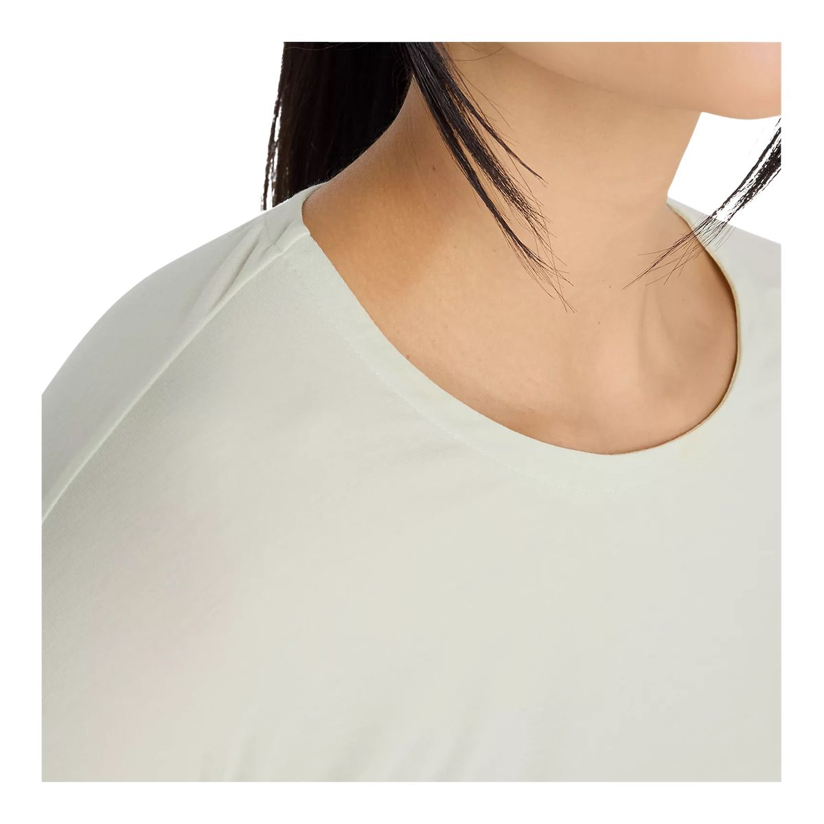 New Balance Women's Drapey Long Sleeve Shirt