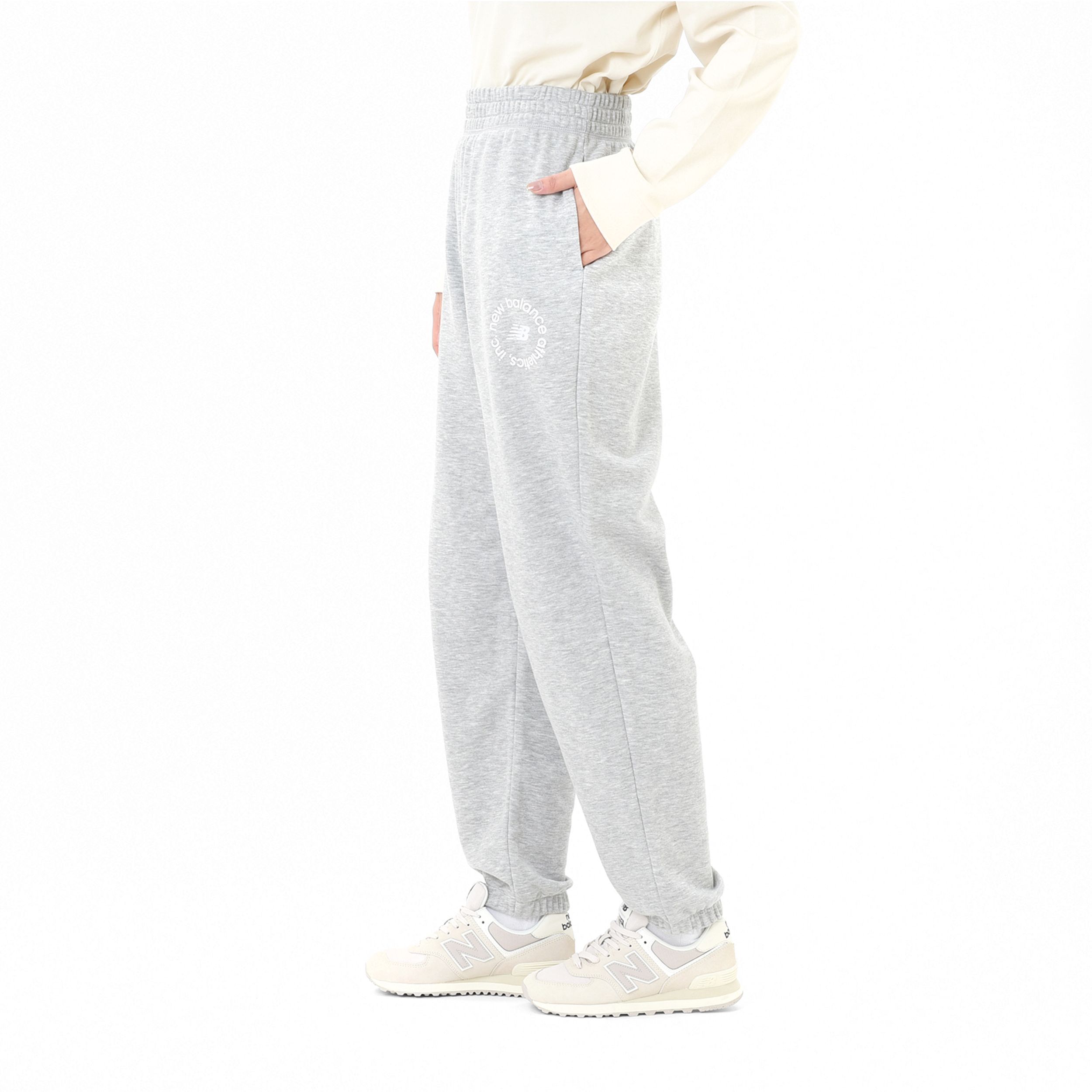 New Balance Women's Sport Fit Graphic Sweatpants