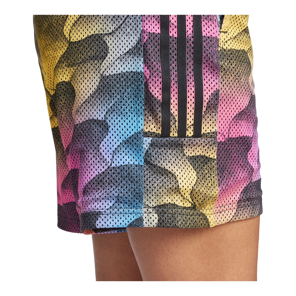 adidas Women's Tiro Q2 1/2 Shorts