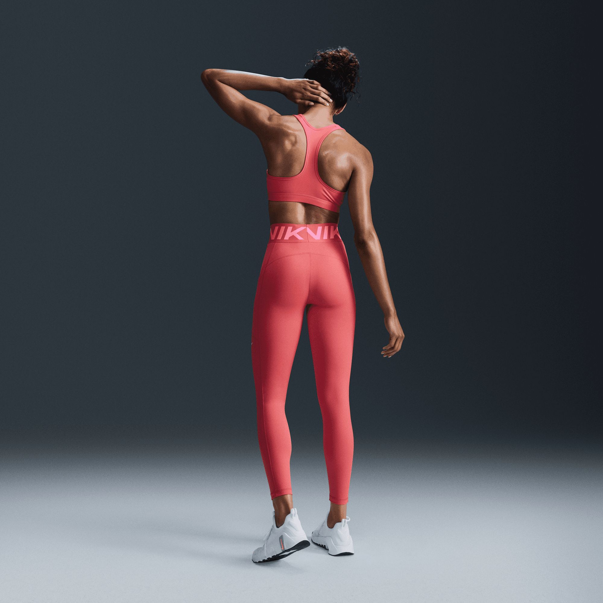 Nike Women's Swoosh Medium Sports Bra