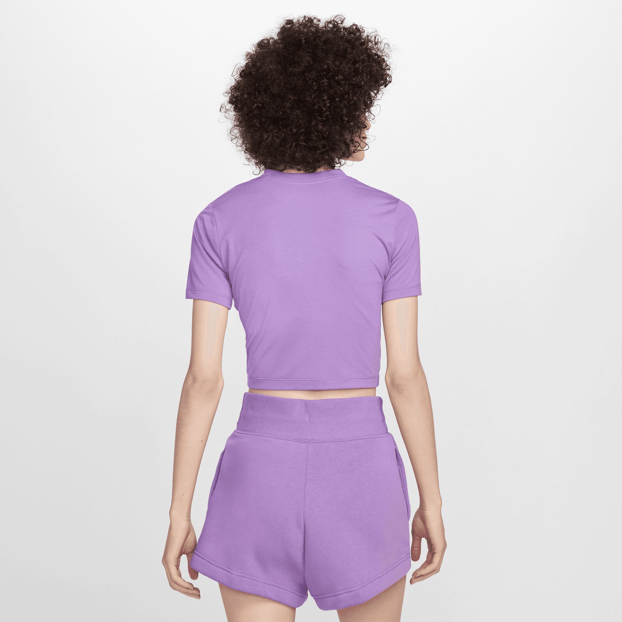 Nike Women's Essential Slim Cropped T Shirt