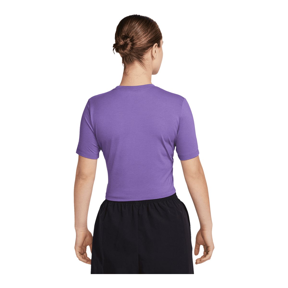 Nike Women's Essential Slim Cropped T Shirt