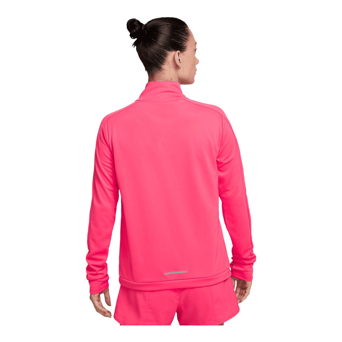 Nike Women's Run Swsh HBR 1/2 Zip Top