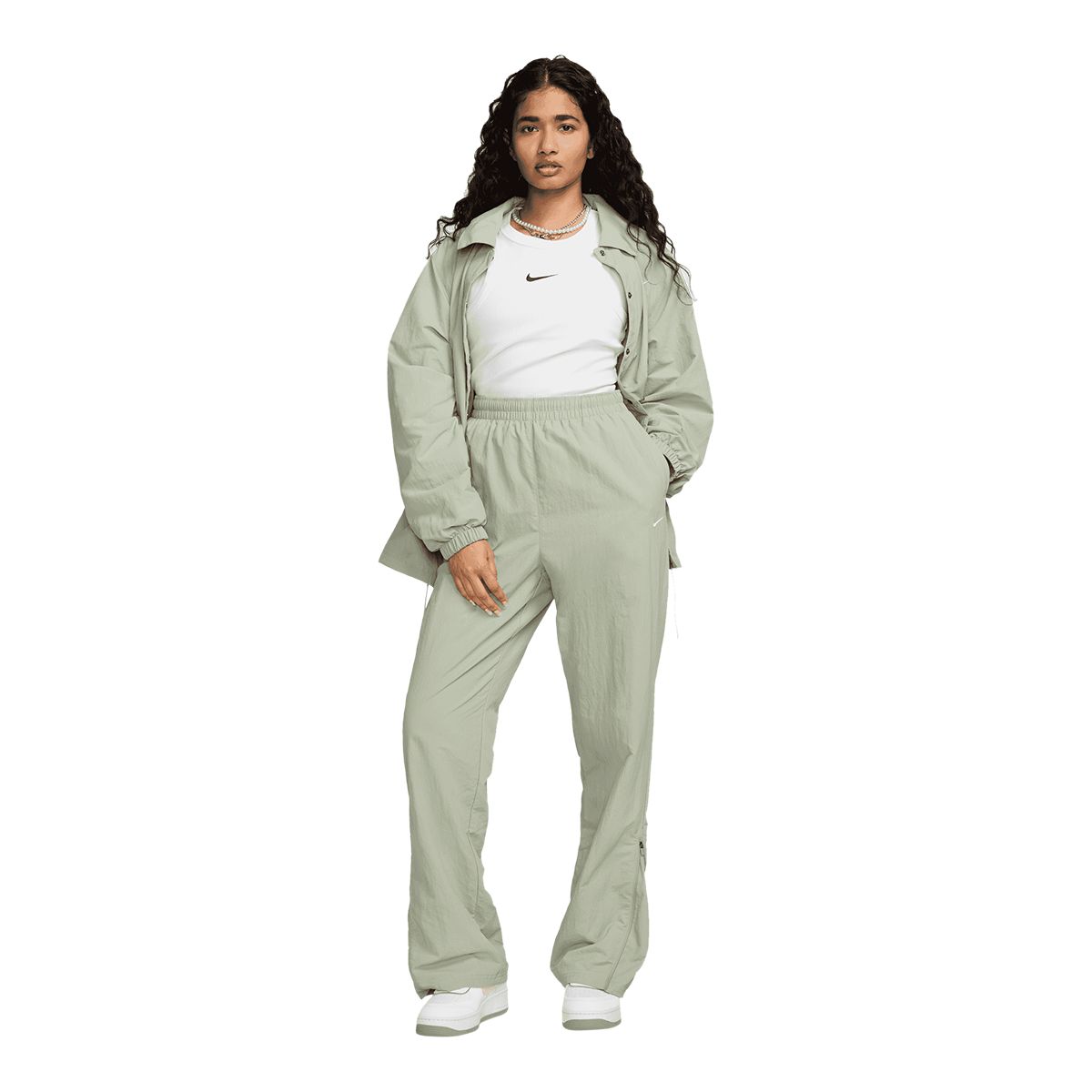 Nike Women's Essential Woven UV HBR Coach Jacket