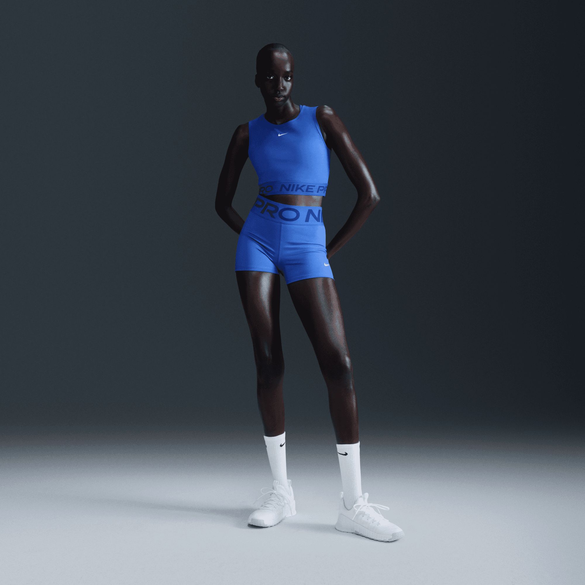 Nike Women's Pro Dri-FIT 365 Cropped Tank