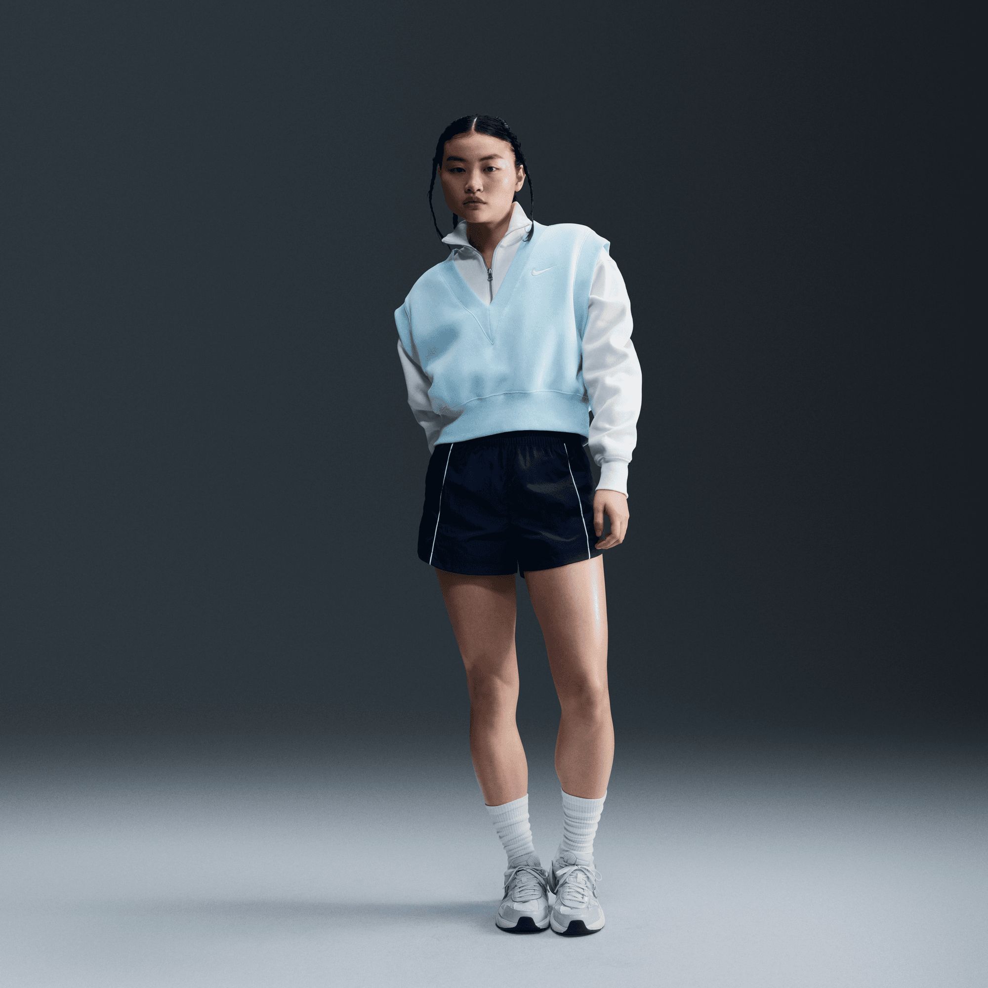 Nike Women's Phoenix Fleece V-Neck Crop Tank