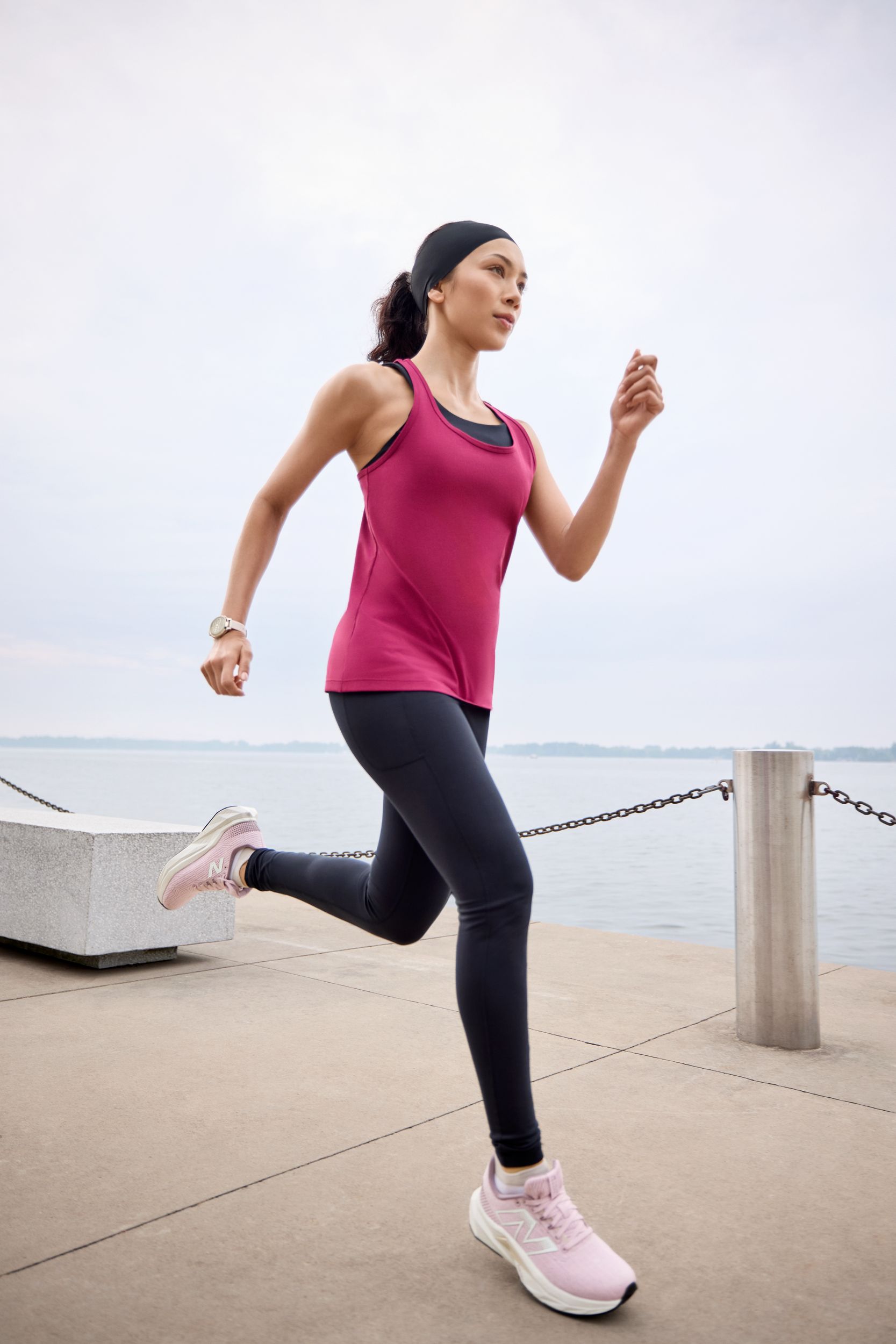 FWD Women's All Day Medium Impact Sports Bra