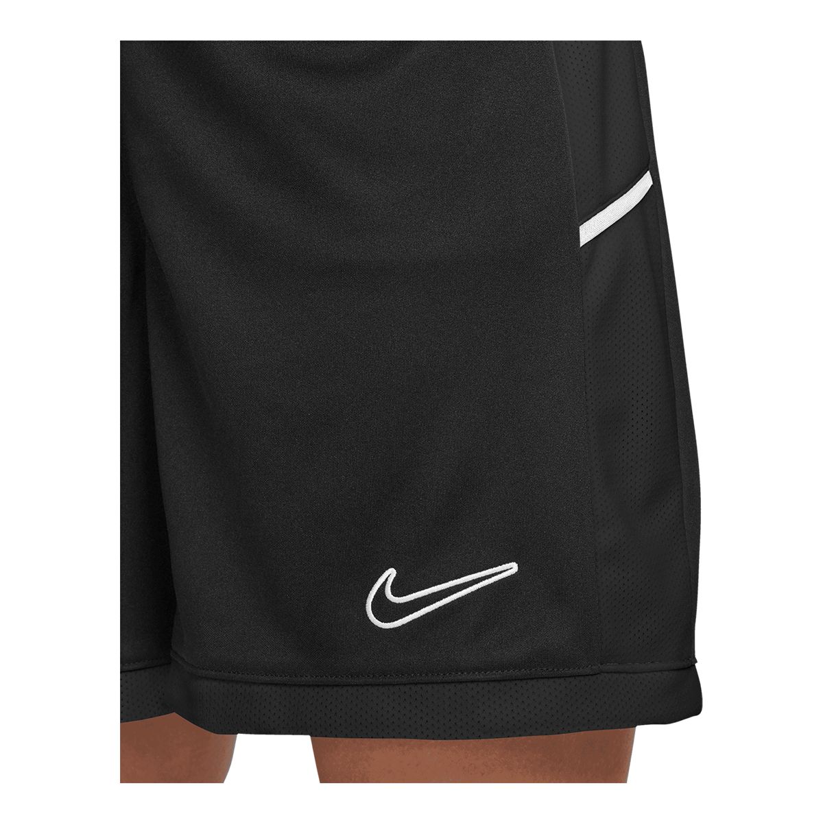 Nike Women's Dri-FIT Academy 25 Shorts