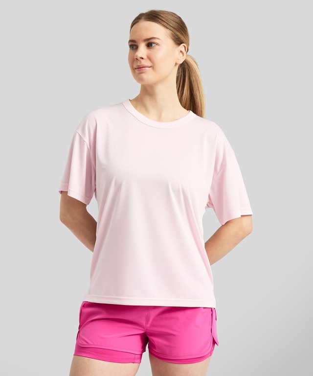 FWD Women's Drop Tail T Shirt