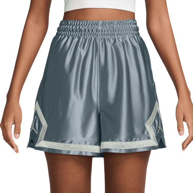 Jordan Sport Women's Dri-FIT Diamond 4" Shorts