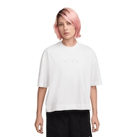 Nike Women's Luxe Boxy Short Sleeve T-Shirt Front_Flat