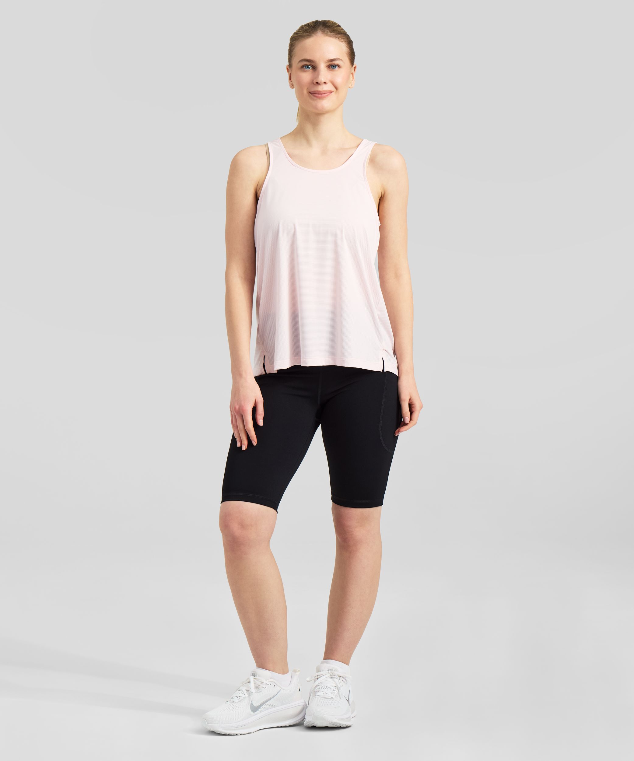 FWD Women's Lightweight Mesh Tank