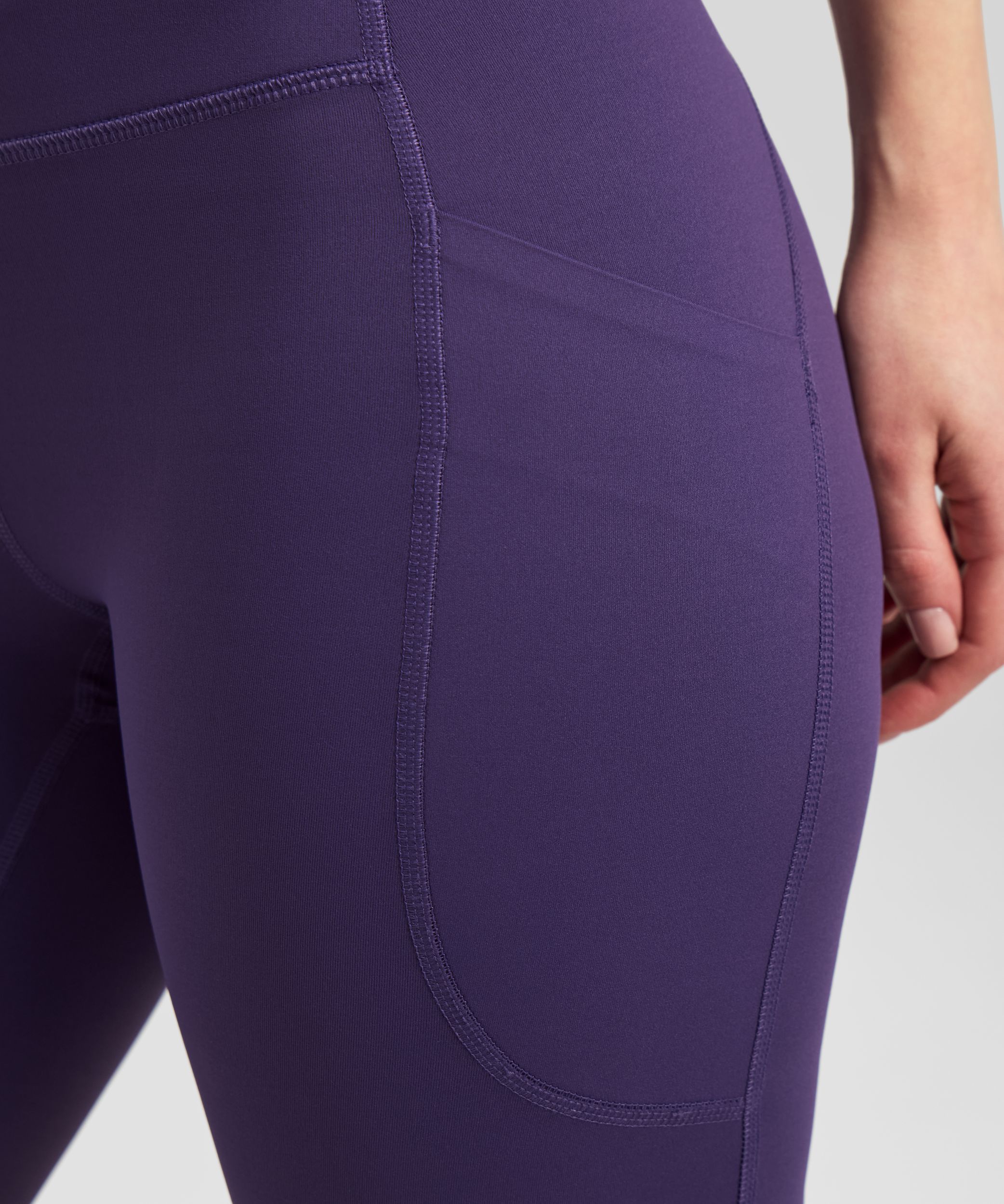 FWD Women's 10" Bike Shorts