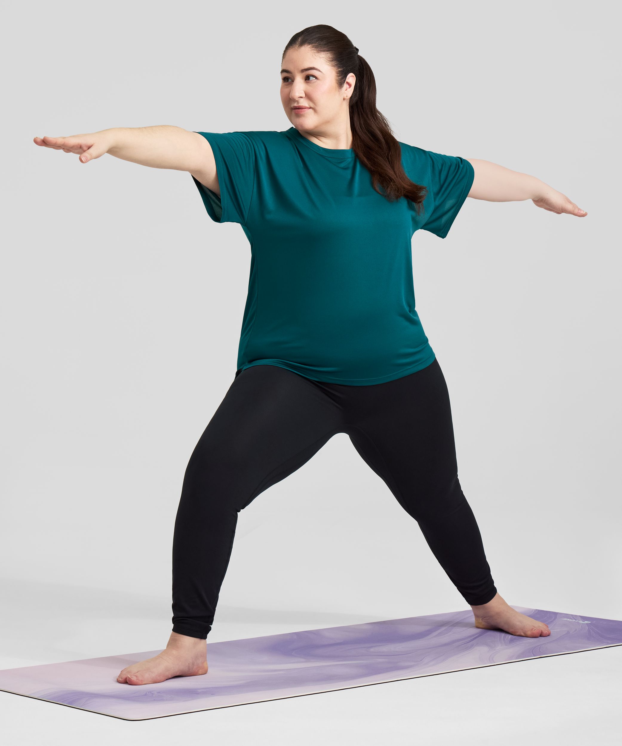 FWD Women's Studiofit Moisture-Wicking Leggings for Training