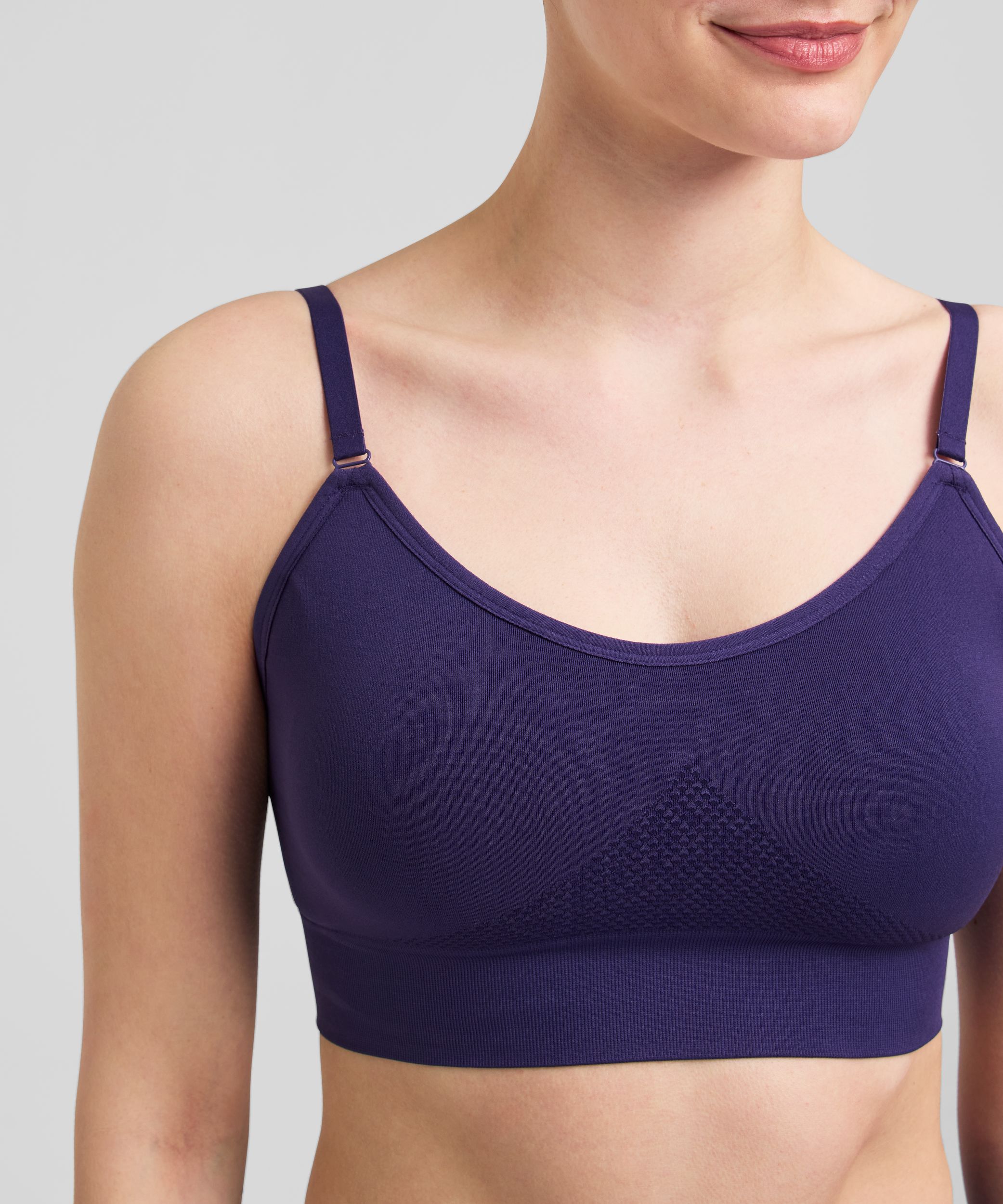 FWD Women's Seamless Low Bra