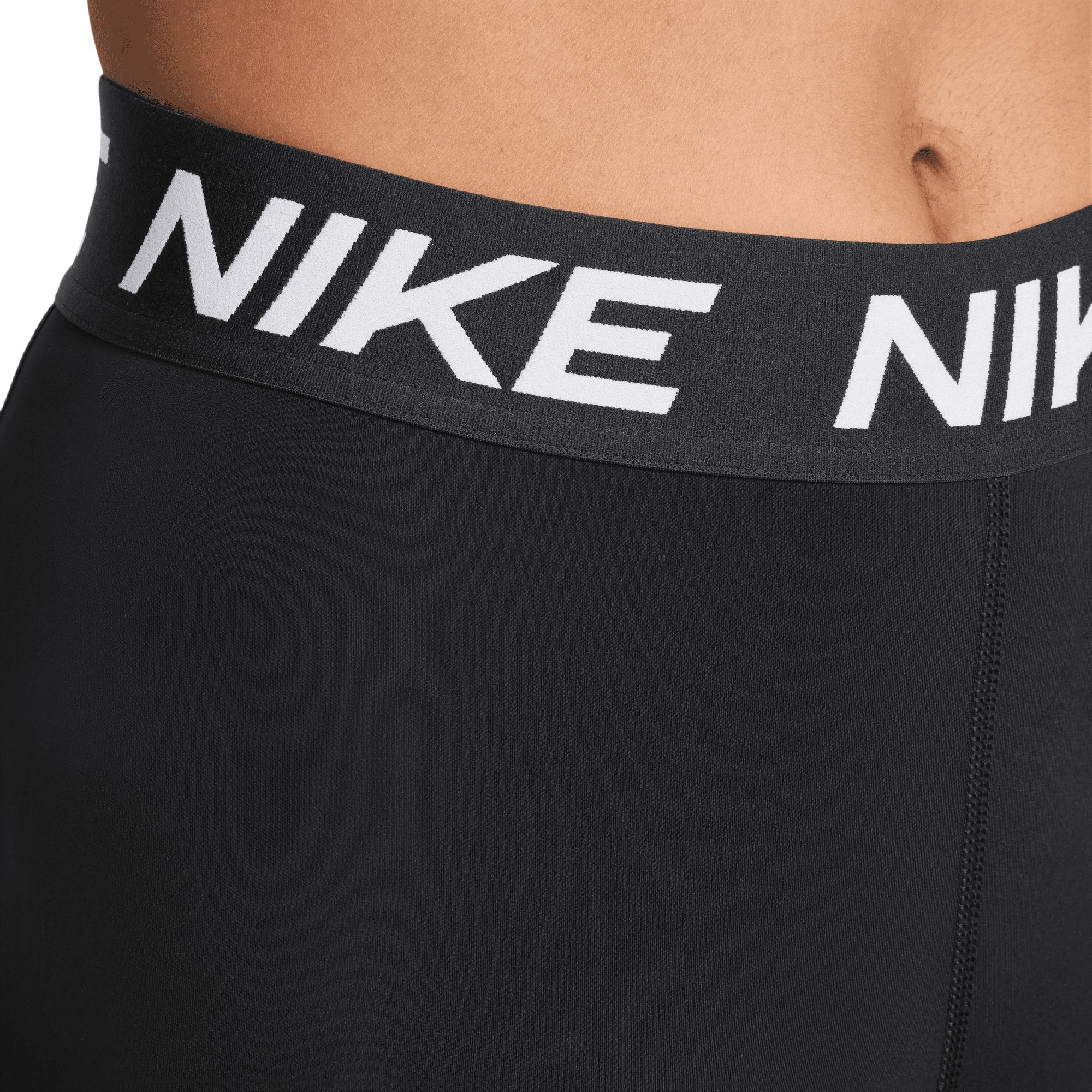 Nike Pro Women's 365 Mid-Rise 5 Inch U Seam Shorts