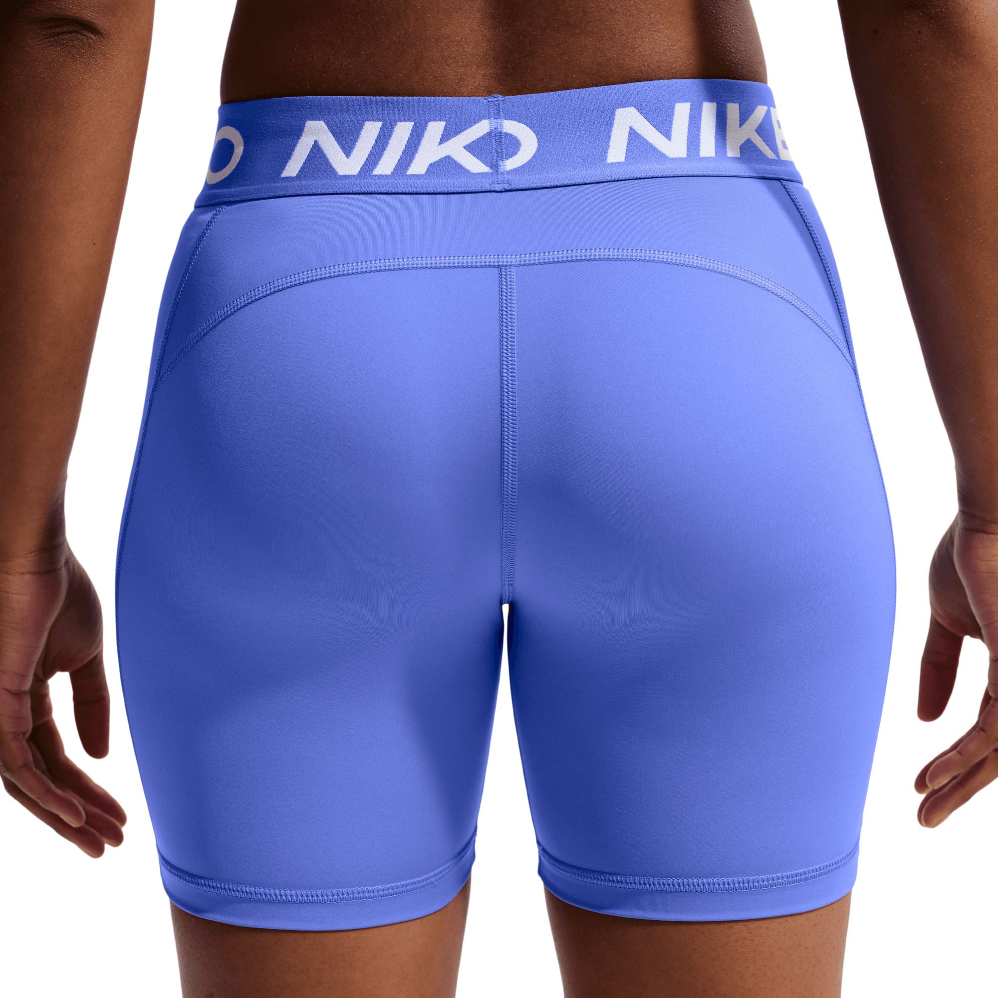 Nike Pro Women's 365 Mid-Rise 5 Inch U Seam Shorts