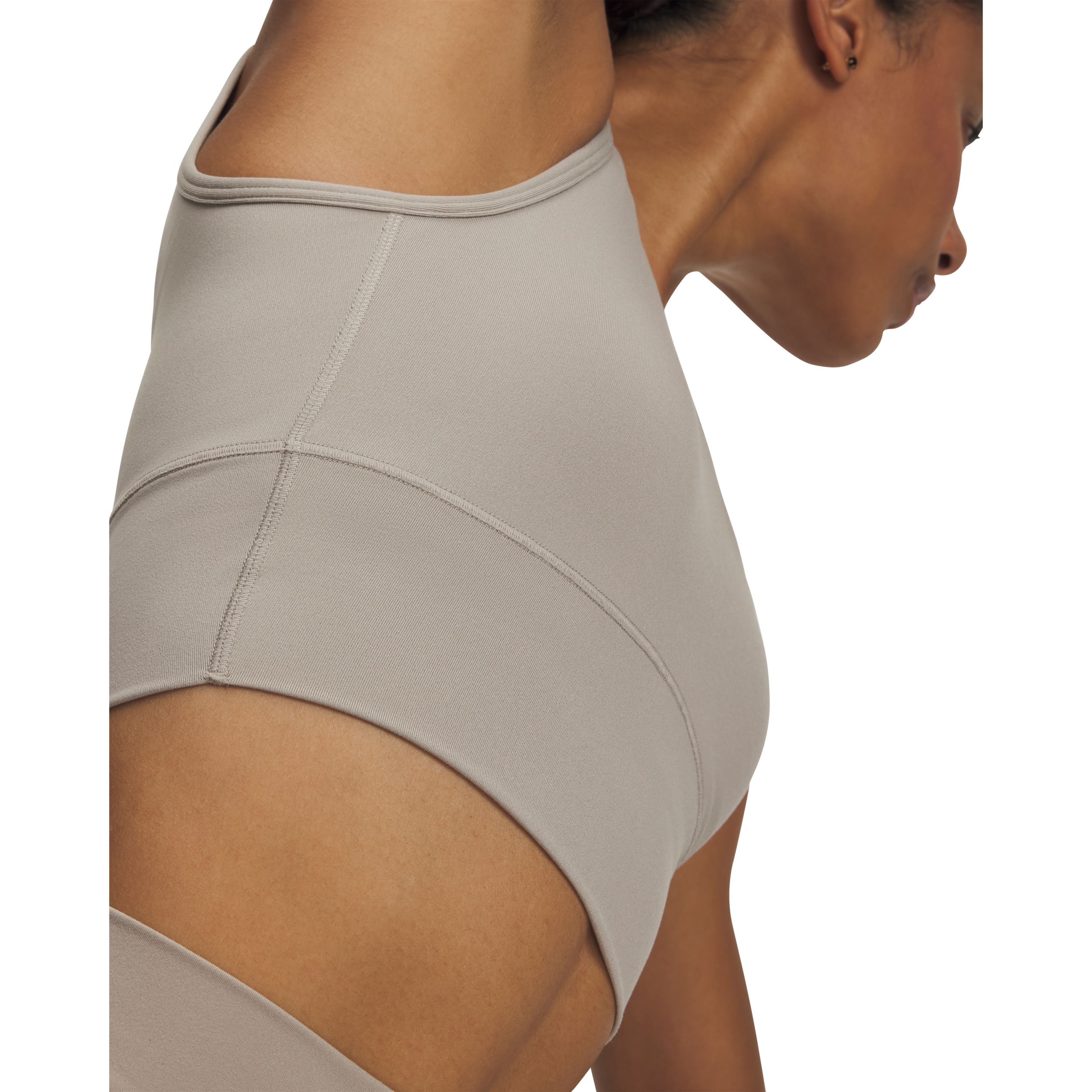 Under Armour Women's Meridian Fitted Bra Tank