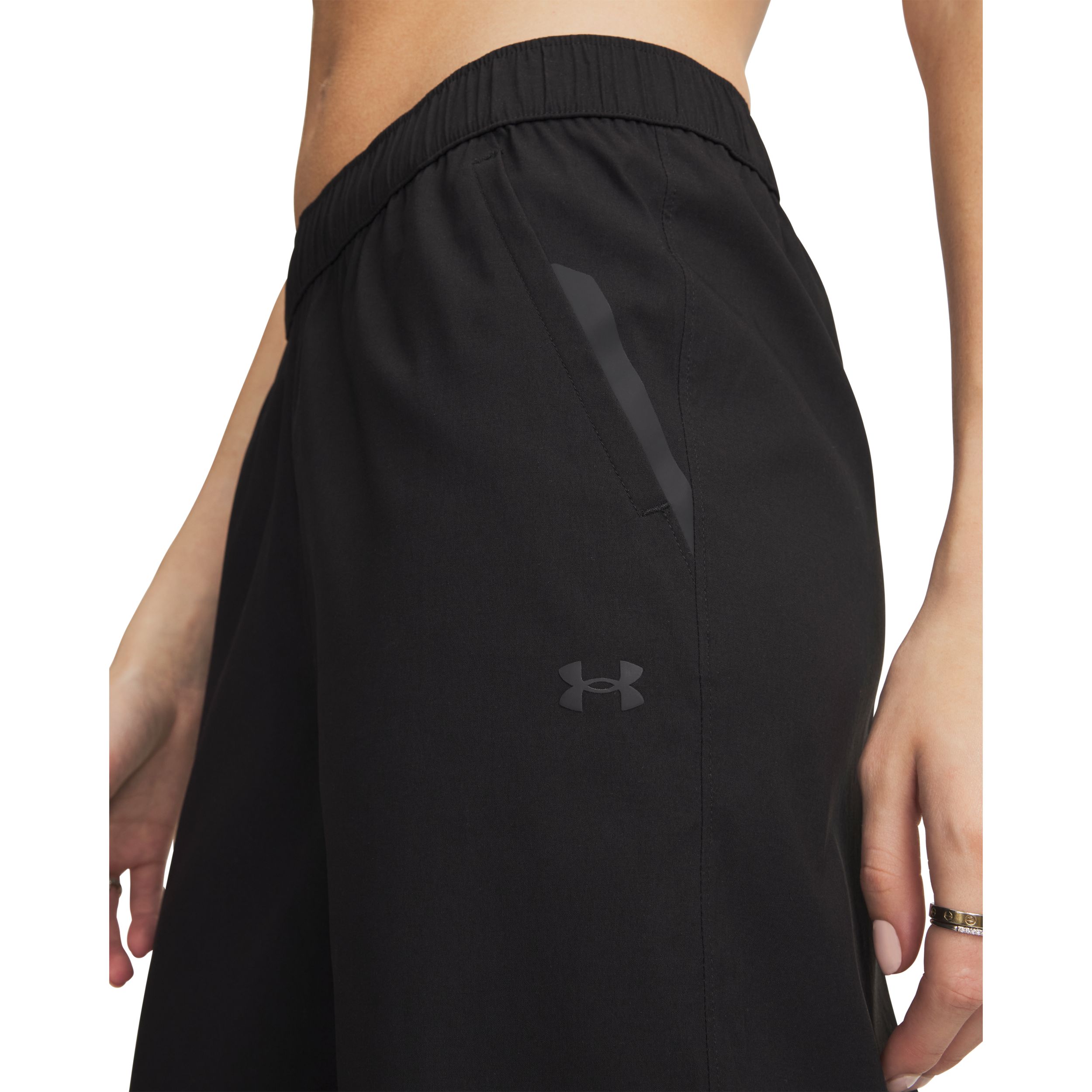 Under Armour Women's Unstoppable Woven Jogger Pants