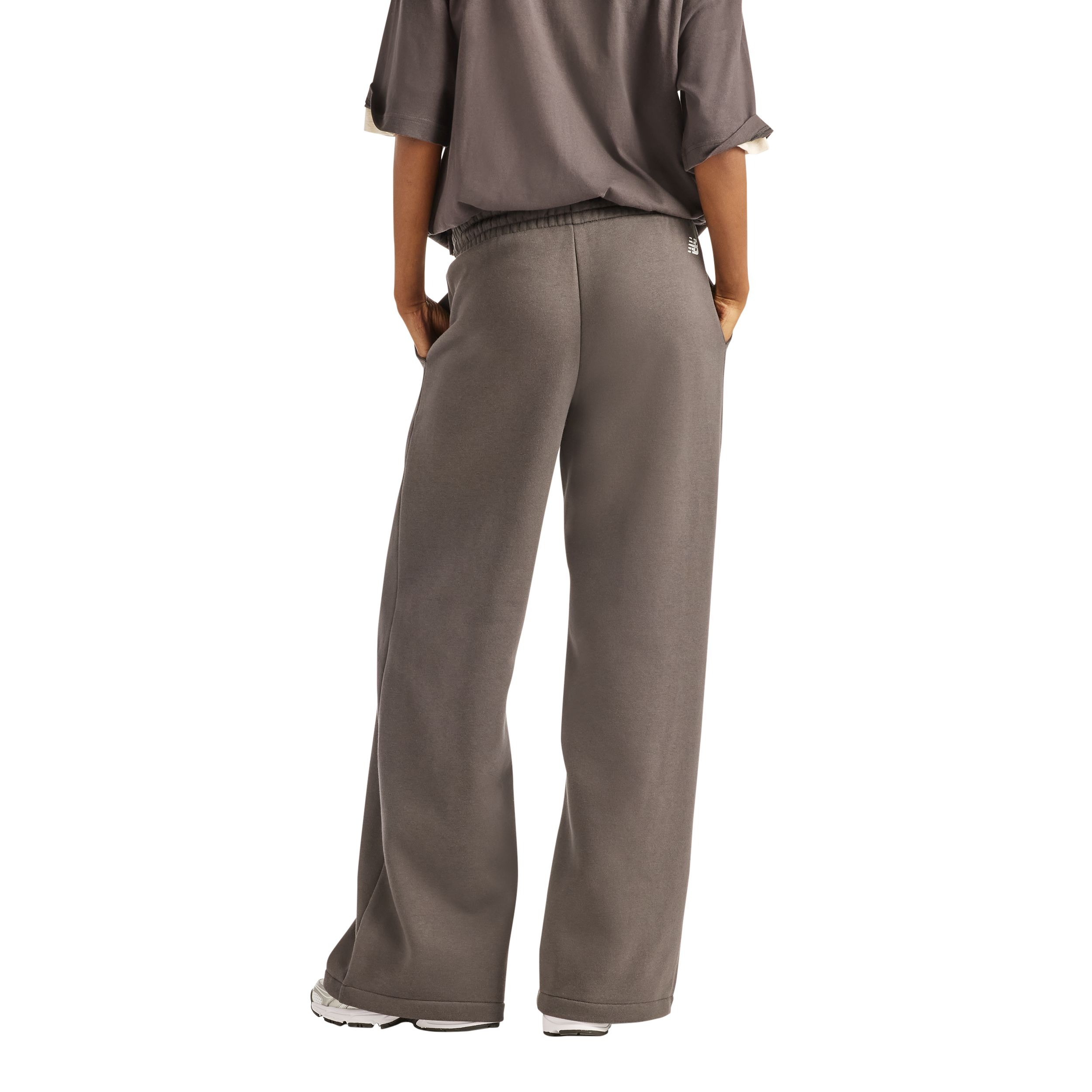 New Balance Women's Trackside Fleece Pants