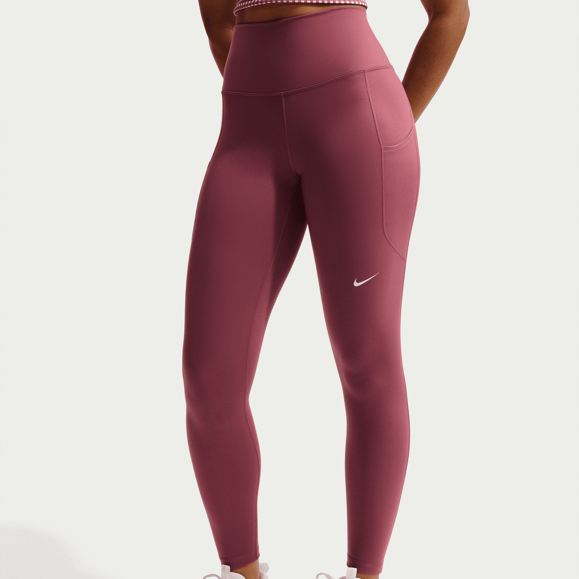 Nike Women's One High-waisted 7/8 Pocket Leggings with Dri-FIT Technology