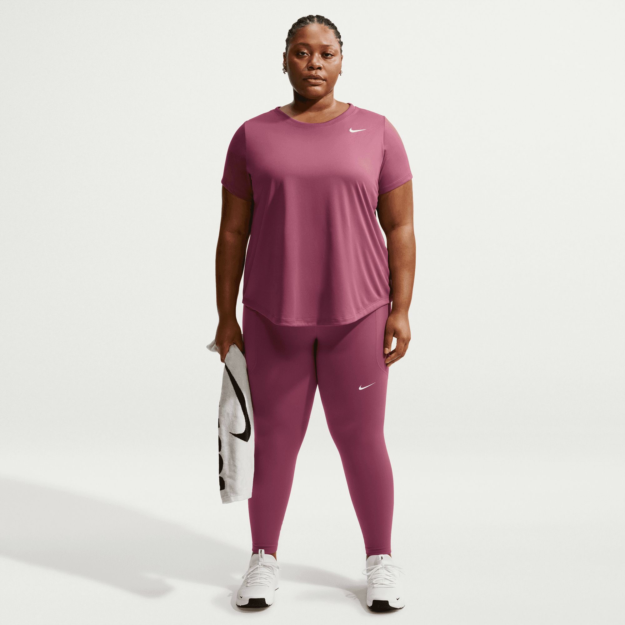 Nike Women's One High-waisted 7/8 Pocket Leggings with Dri-FIT Technology