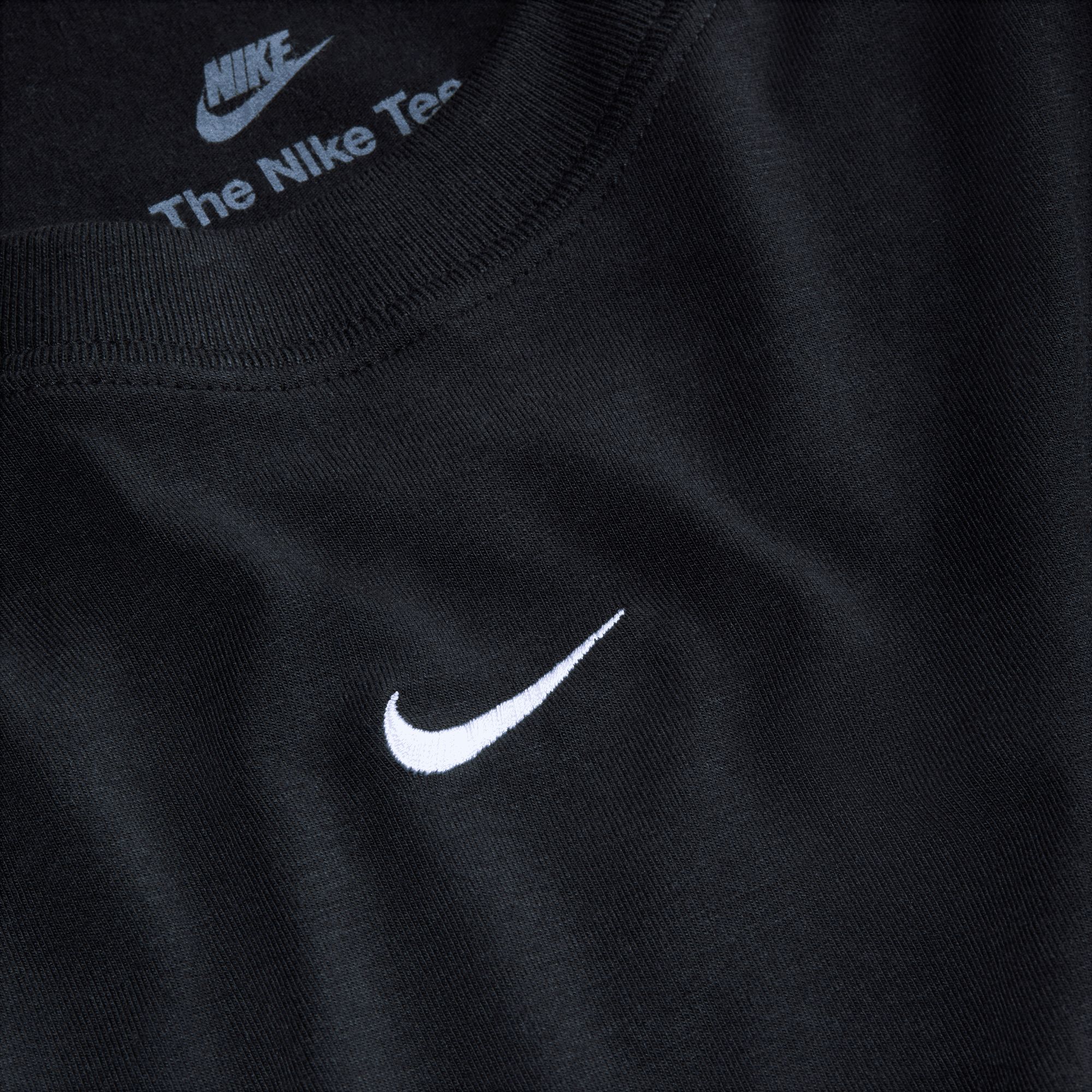 Nike Women's Chill Knit Mod Cropped T-Shirt